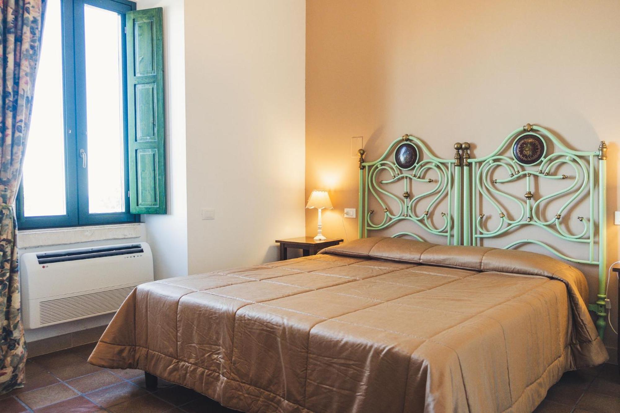 Masseria Santa Teresa *